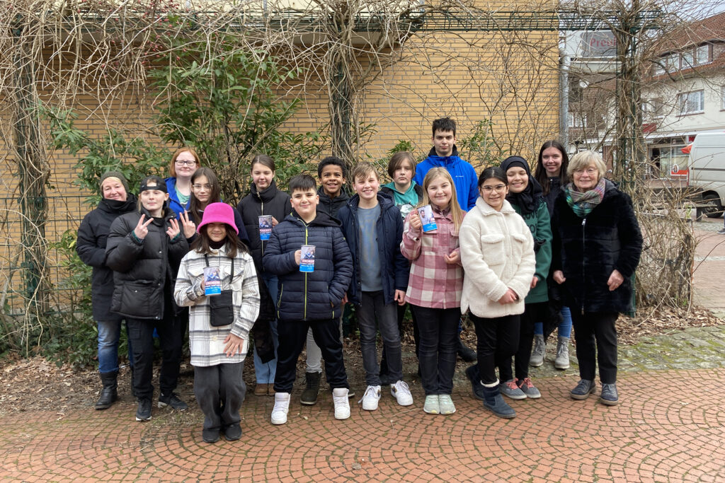 IGSSchüler der Klasse 5c sammeln Spenden für ErdbebenOpfer in der